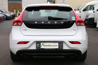 2015 Volvo V40 - Thumbnail