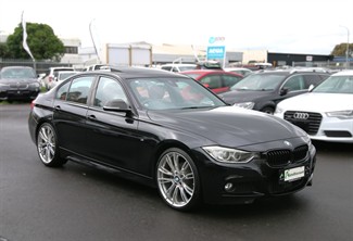 2014 BMW 320i - Thumbnail