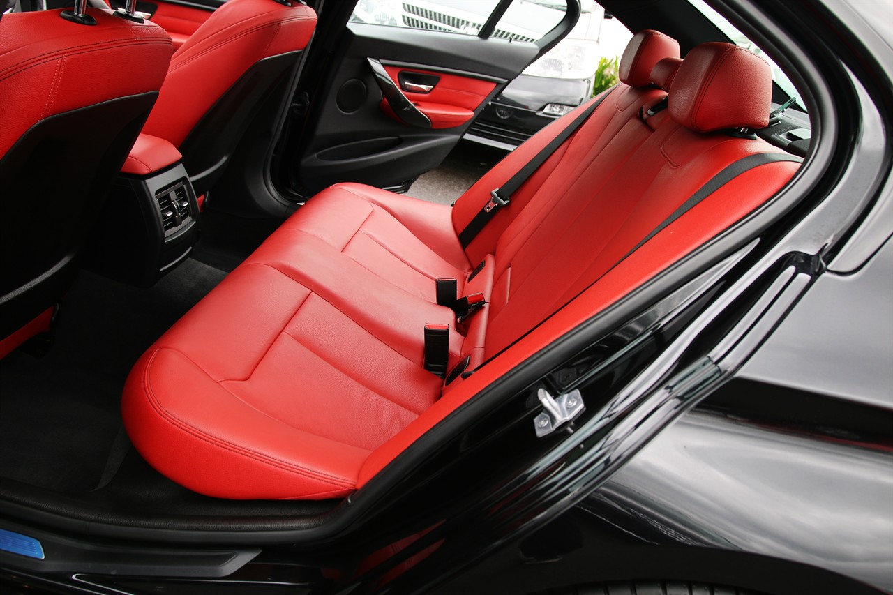 2014 BMW 320i