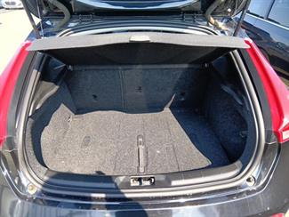 2014 Volvo V40 - Thumbnail