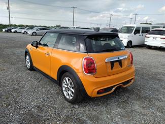 2014 Mini Cooper - Thumbnail
