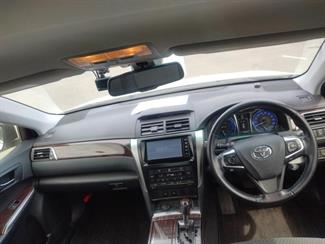 2015 Toyota Camry - Thumbnail