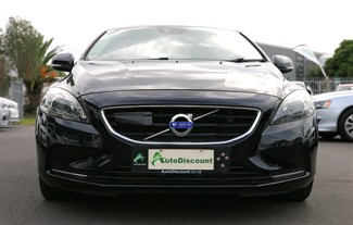 2013 Volvo V40 - Thumbnail