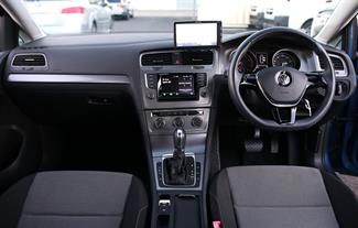 2013 Volkswagen Golf - Thumbnail
