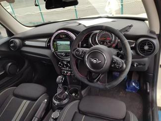 2016 Mini Cooper - Thumbnail