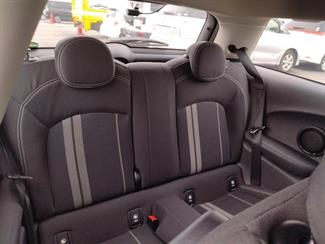 2016 Mini Cooper - Thumbnail