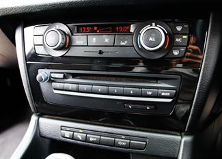 2015 BMW X1 - Thumbnail