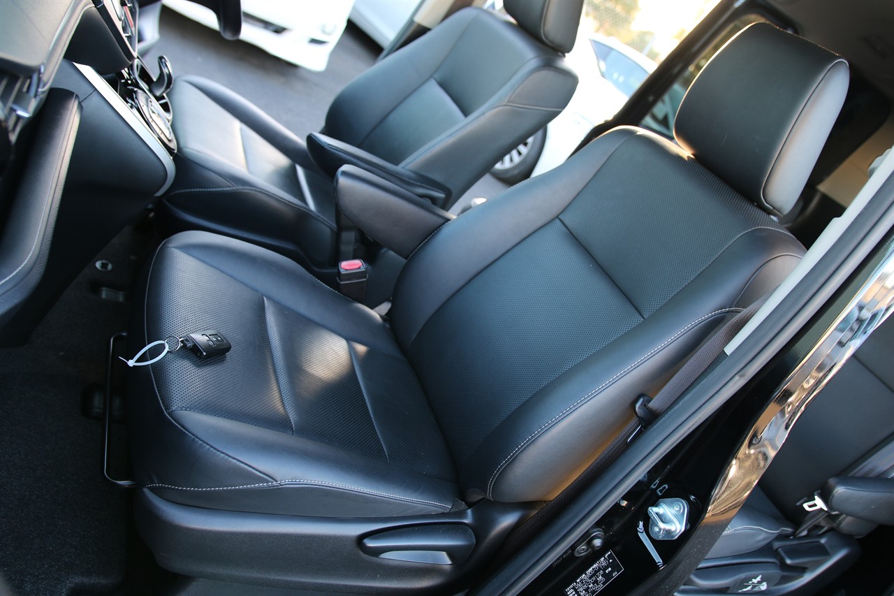 2015 Toyota Esquire