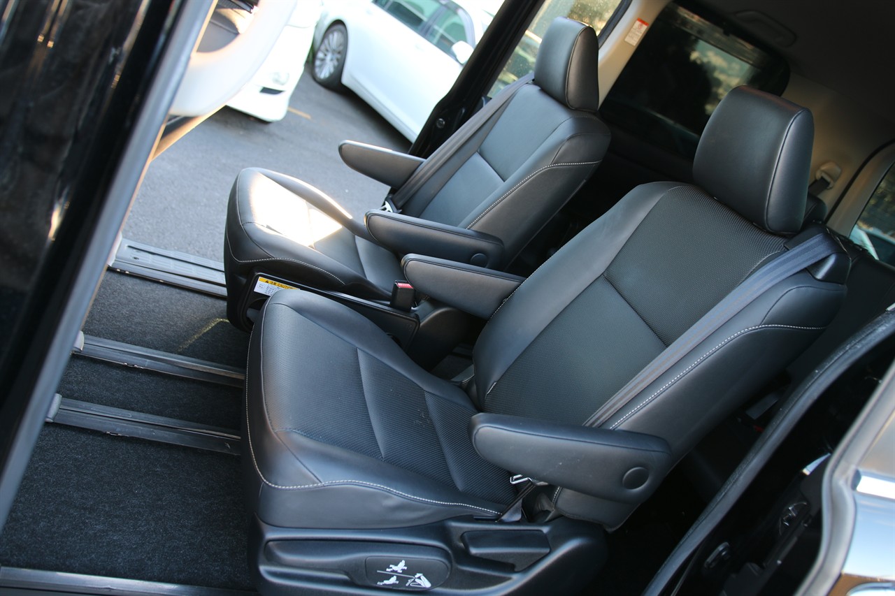 2015 Toyota Esquire