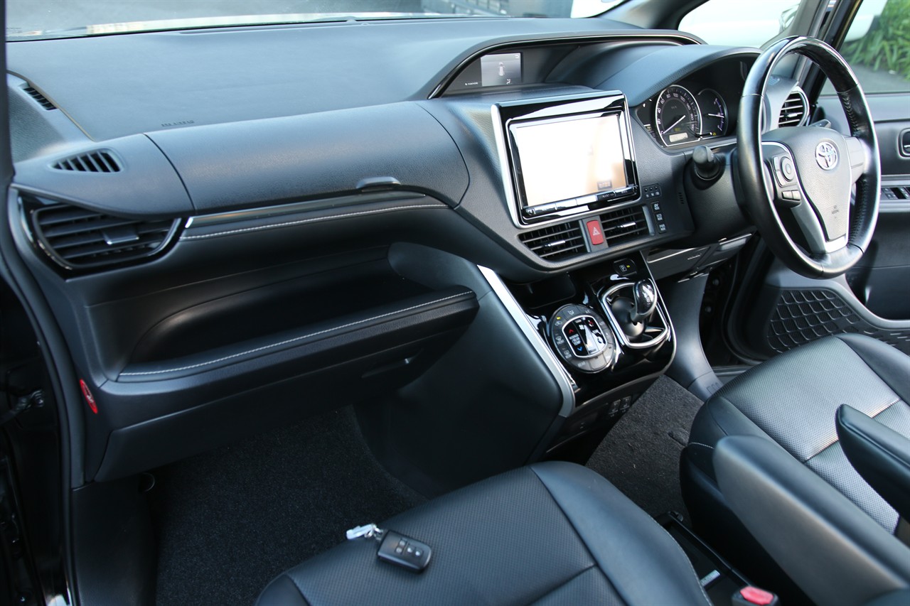 2015 Toyota Esquire