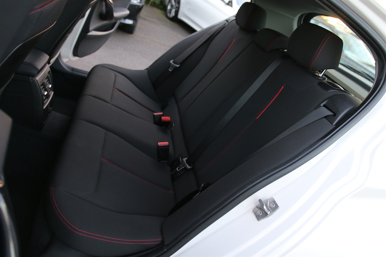2013 BMW 120i