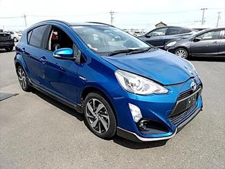 2015 Toyota Aqua - Thumbnail