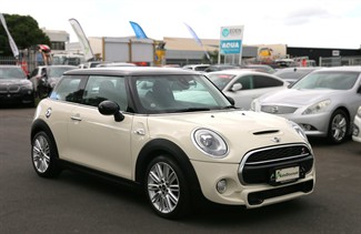 2016 Mini Cooper - Thumbnail
