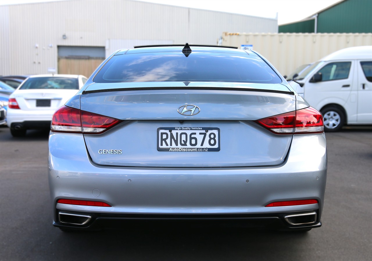 2014 Hyundai Genesis