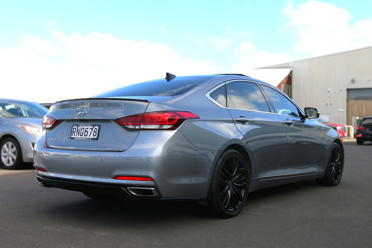 2014 Hyundai Genesis