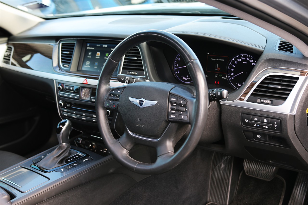 2014 Hyundai Genesis