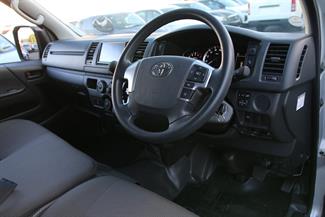 2024 Toyota HIACE - Thumbnail