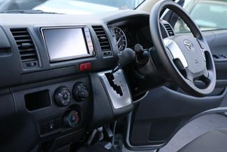 2024 Toyota HIACE - Thumbnail