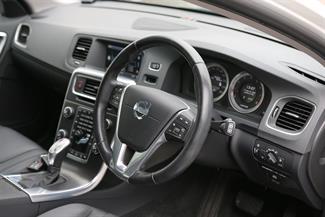 2012 Volvo V60 - Thumbnail