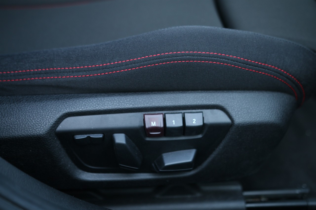 2012 BMW 320i