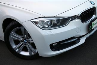 2012 BMW 320i - Thumbnail