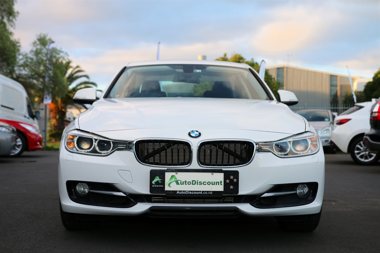 2012 BMW 320i