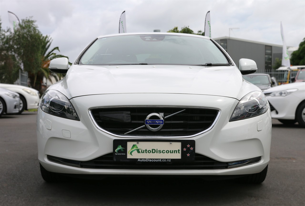 2015 Volvo V40
