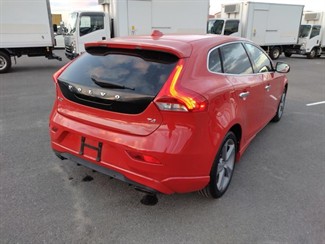 2015 Volvo V40 - Thumbnail
