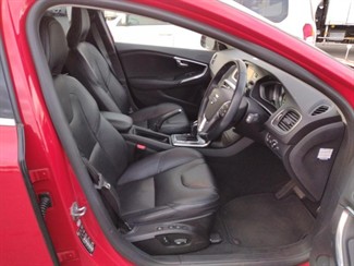 2015 Volvo V40 - Thumbnail