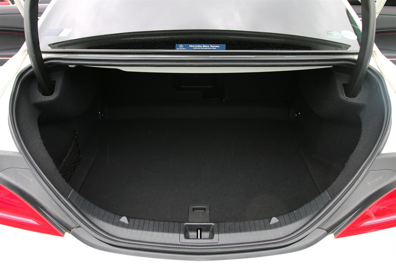 2015 Mercedes-Benz CLA250