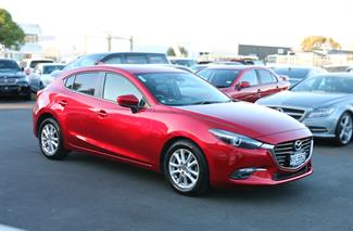 2016 Mazda Axela