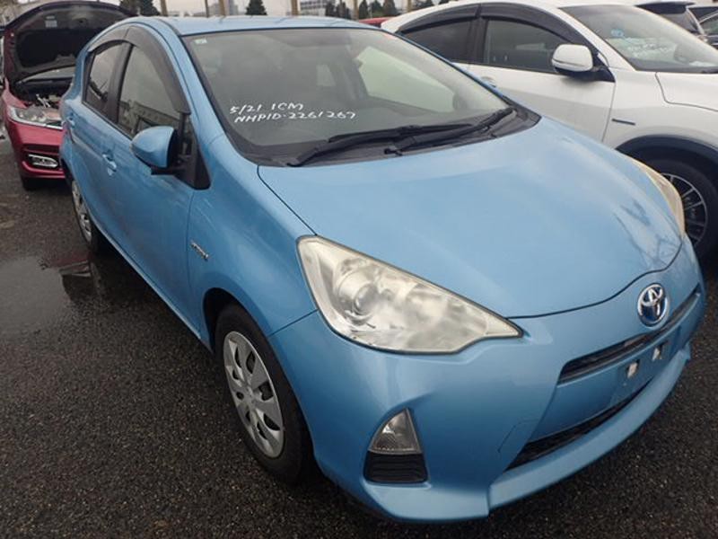 2013 Toyota Aqua