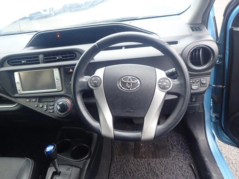 2013 Toyota Aqua