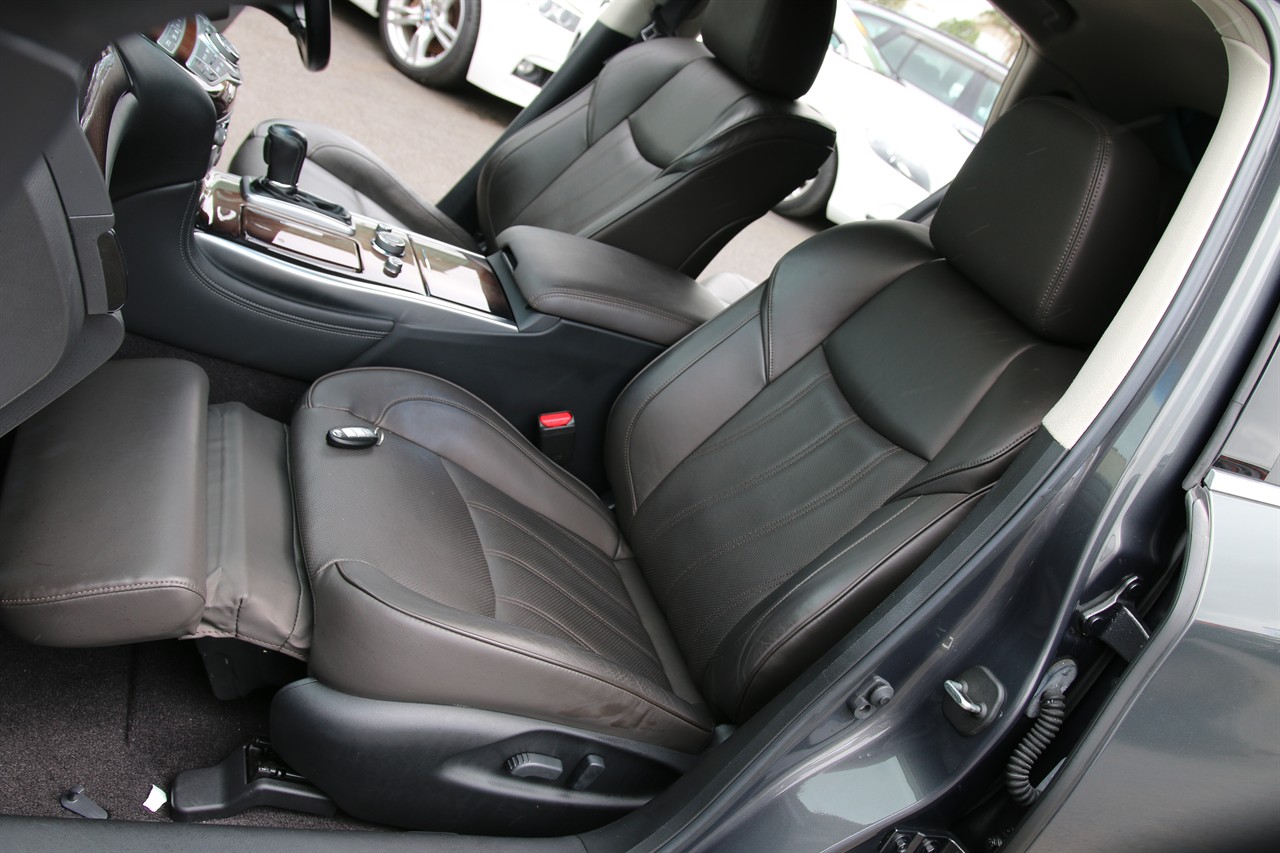 2013 Nissan Fuga