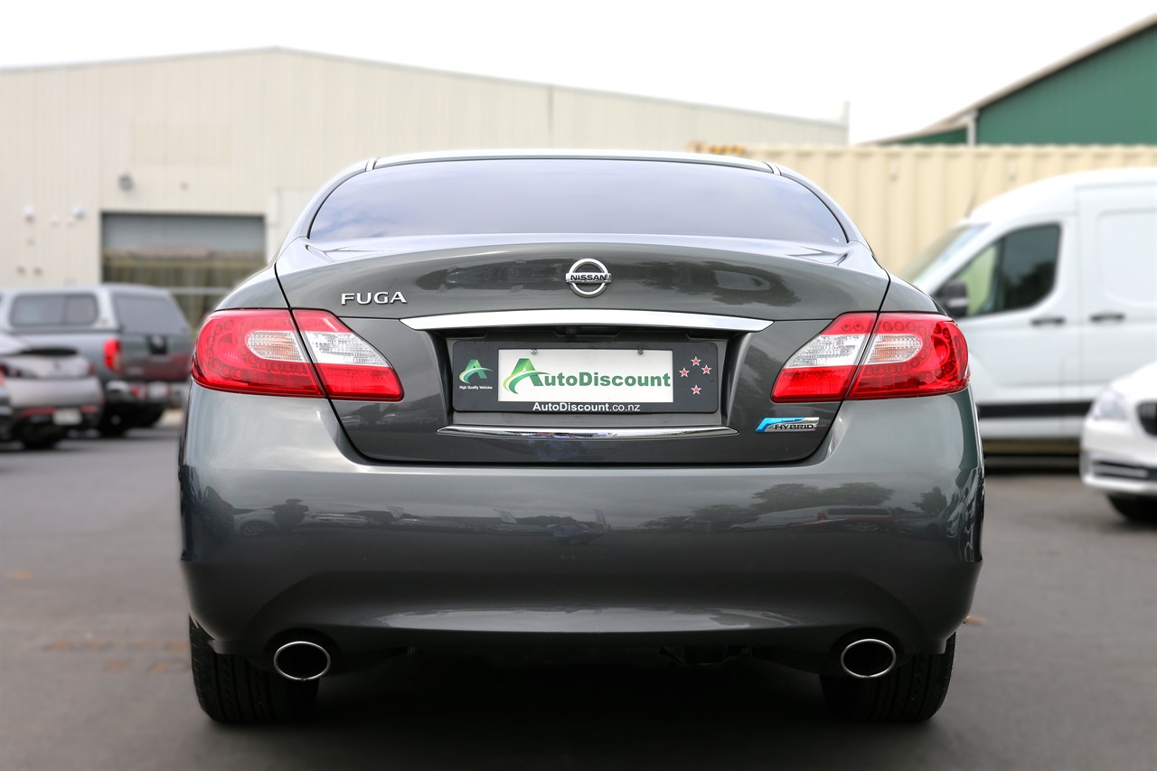 2013 Nissan Fuga