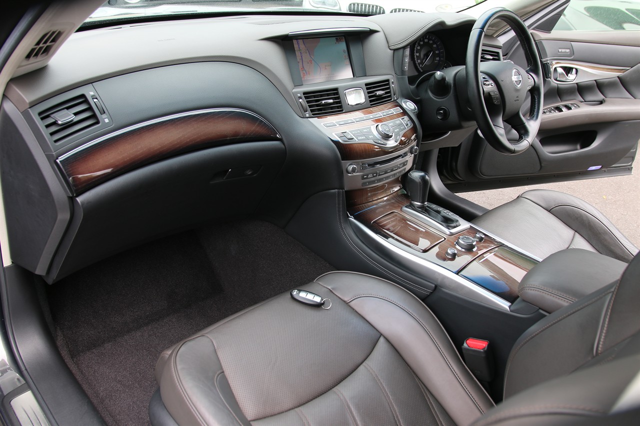 2013 Nissan Fuga