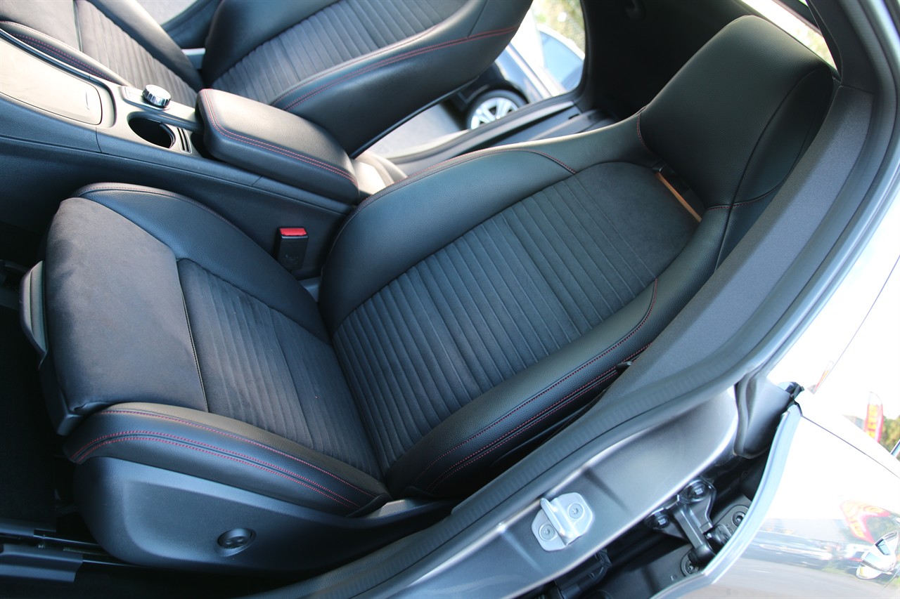 2016 Mercedes-Benz CLA250