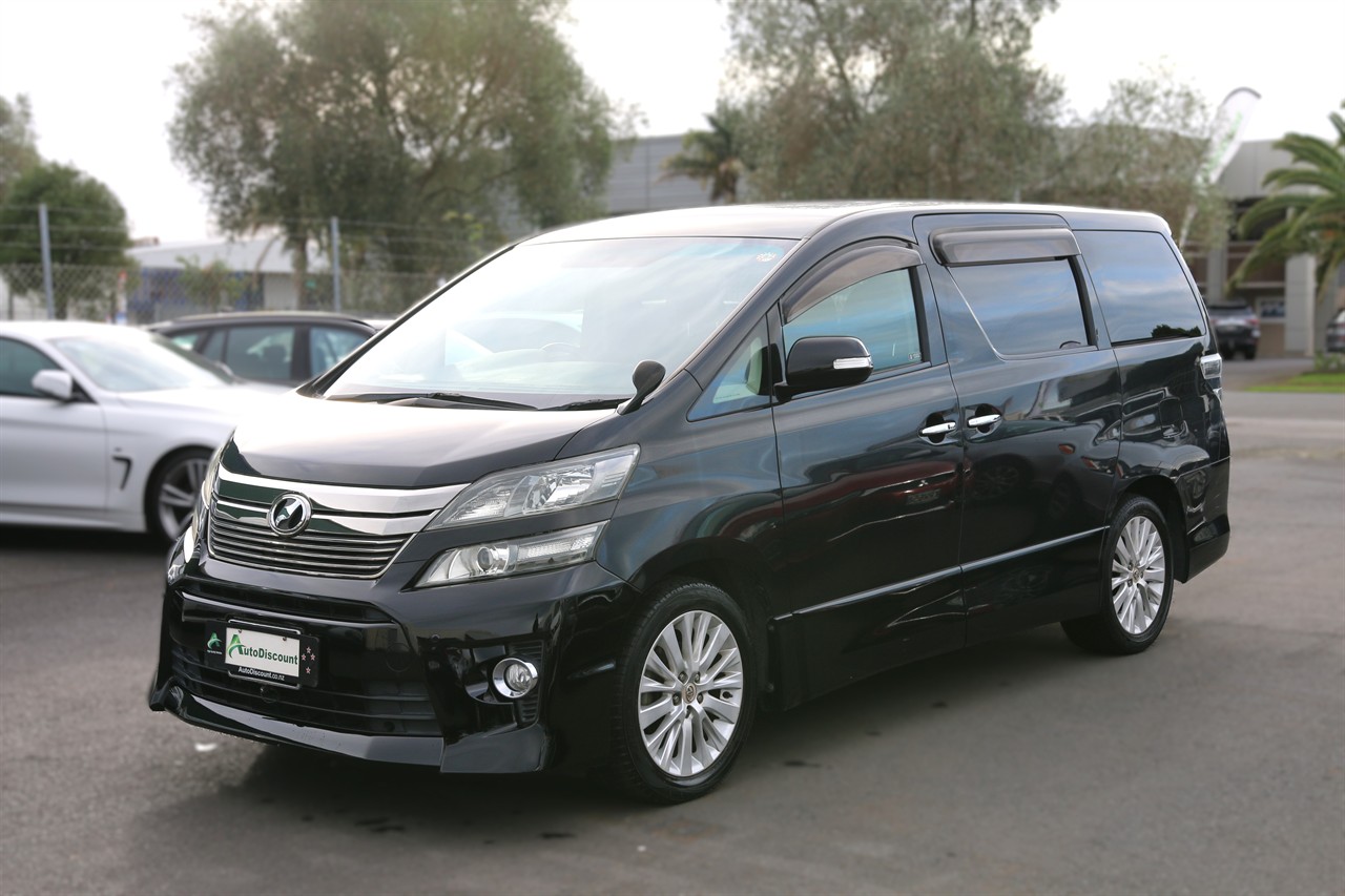 2013 Toyota Vellfire