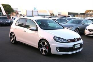 2013 Volkswagen Golf - Thumbnail