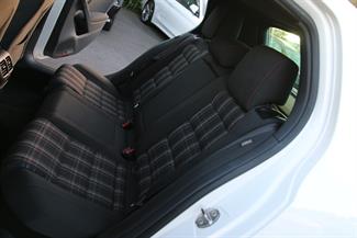 2013 Volkswagen Golf - Thumbnail