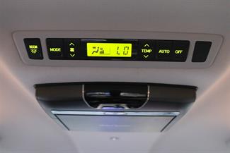 2013 Toyota Vellfire - Thumbnail