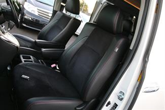2013 Toyota Vellfire - Thumbnail