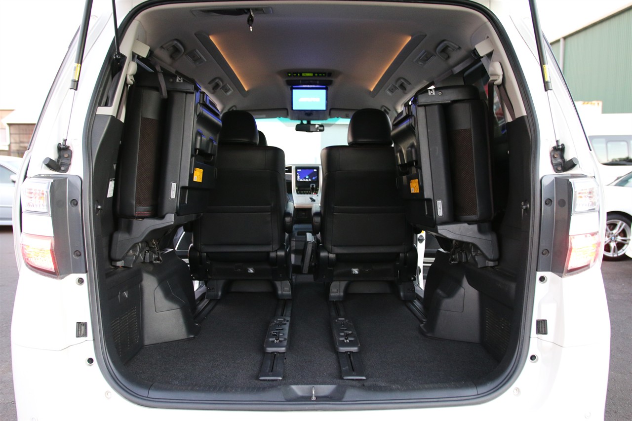 2013 Toyota Vellfire