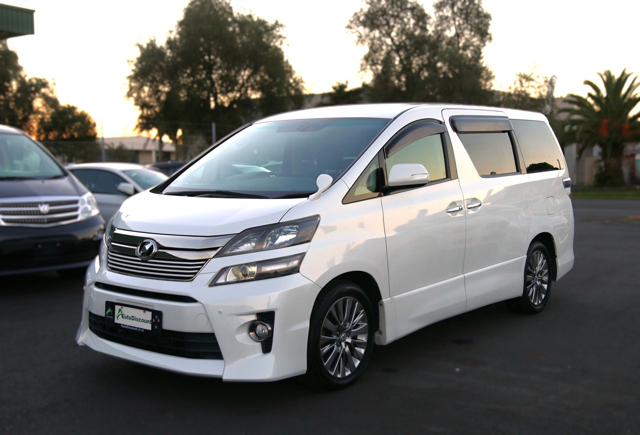 2013 Toyota Vellfire