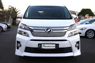 2013 Toyota Vellfire - Thumbnail