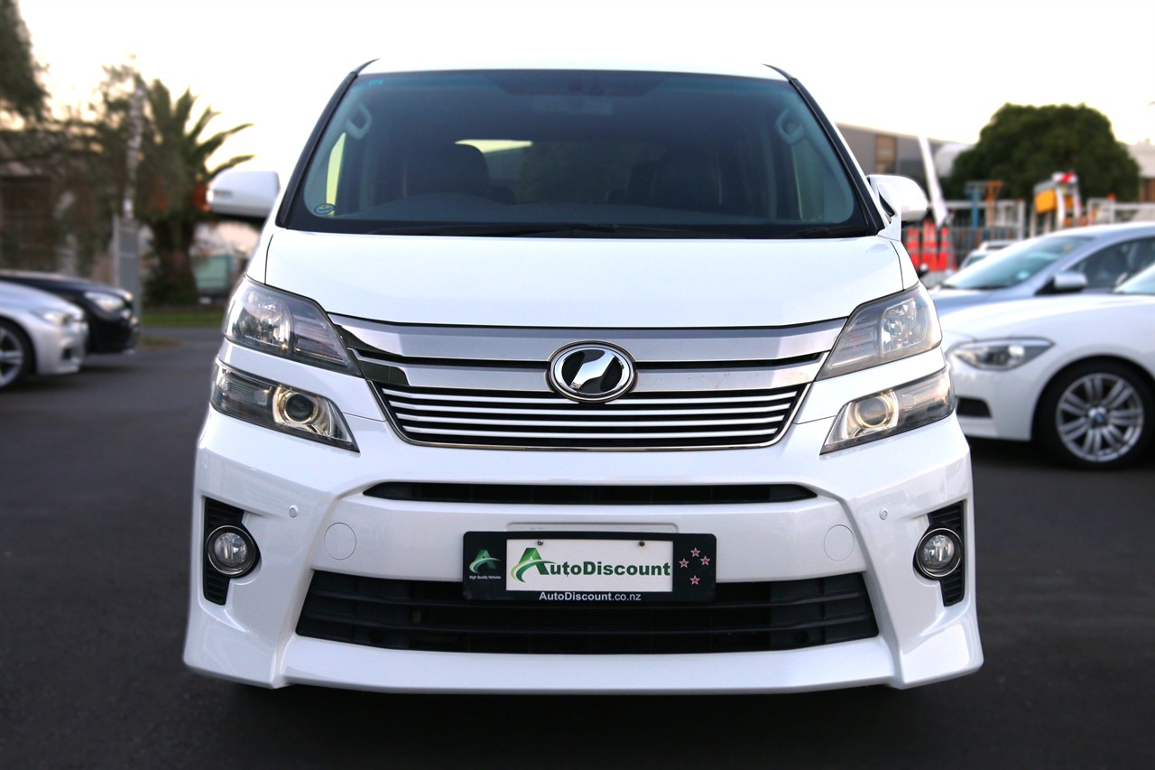 2013 Toyota Vellfire