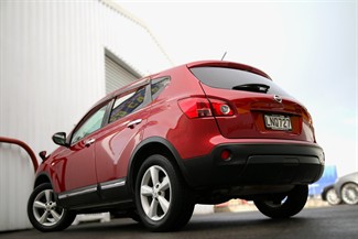 2010 Nissan Dualis - Thumbnail