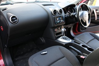 2010 Nissan Dualis - Thumbnail