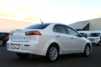 2011 Mitsubishi Galant - Thumbnail
