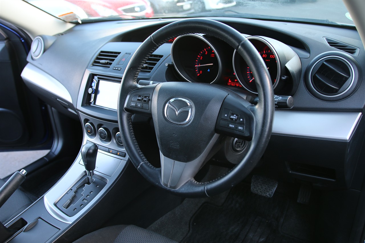 2010 Mazda Axela